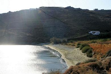 Ελλας Αιγαιο Κυκλαδες Τηνος, παραθαλασσιο οικοπεδο 8100τμ